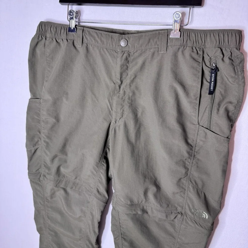 The North Face Convertible Pants Mens 40 x30 Green Hiking Zip Ankle‎ EXCELLENT